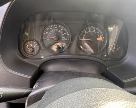 Серый Джип Патриот, объемом двигателя 2.4 л и пробегом 230 тыс. км за 9500 $, фото 5 на Automoto.ua