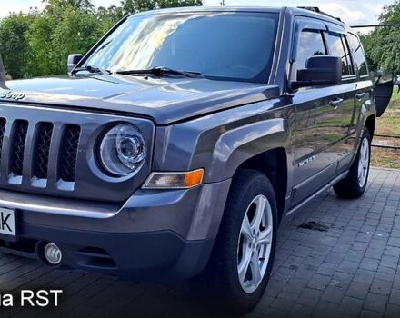 Серый Джип Патриот, объемом двигателя 2.4 л и пробегом 154 тыс. км за 11000 $, фото 4 на Automoto.ua