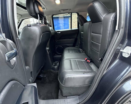 Серый Джип Патриот, объемом двигателя 2.36 л и пробегом 120 тыс. км за 11000 $, фото 12 на Automoto.ua