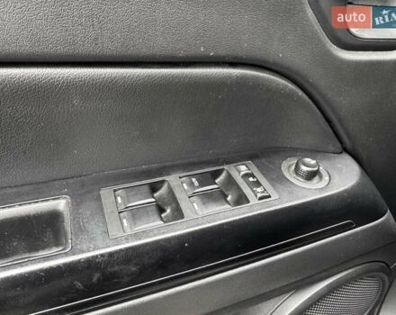 Серый Джип Патриот, объемом двигателя 2.36 л и пробегом 213 тыс. км за 9800 $, фото 15 на Automoto.ua