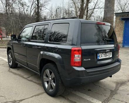 Серый Джип Патриот, объемом двигателя 2.36 л и пробегом 120 тыс. км за 11000 $, фото 4 на Automoto.ua