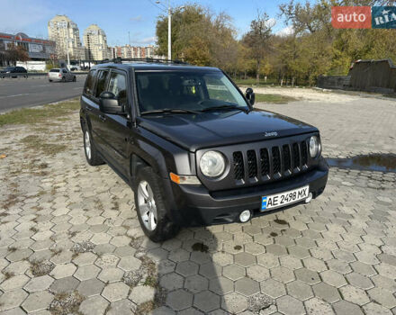 Серый Джип Патриот, объемом двигателя 2.36 л и пробегом 230 тыс. км за 9000 $, фото 8 на Automoto.ua