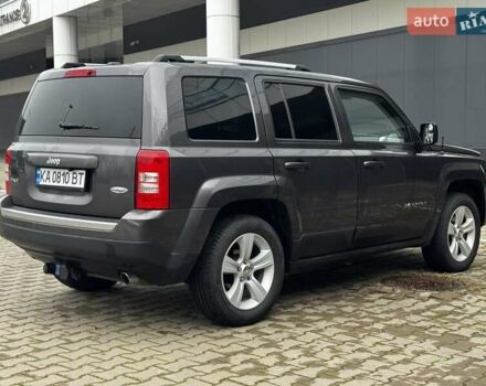 Серый Джип Патриот, объемом двигателя 2.36 л и пробегом 213 тыс. км за 9800 $, фото 9 на Automoto.ua