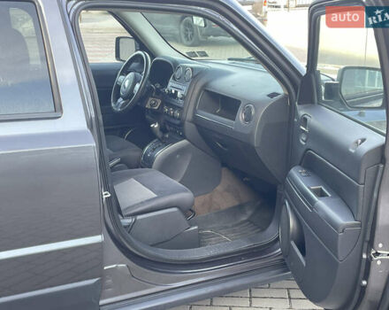 Серый Джип Патриот, объемом двигателя 2.36 л и пробегом 161 тыс. км за 9950 $, фото 23 на Automoto.ua