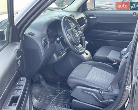 Серый Джип Патриот, объемом двигателя 2.36 л и пробегом 161 тыс. км за 9950 $, фото 18 на Automoto.ua