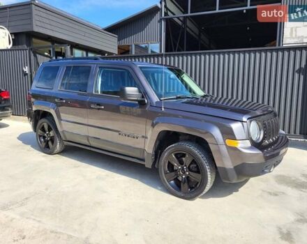 Серый Джип Патриот, объемом двигателя 2 л и пробегом 190 тыс. км за 8999 $, фото 5 на Automoto.ua