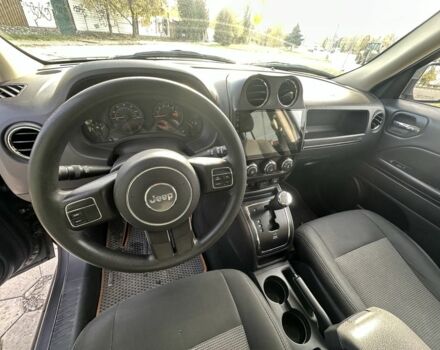 Серый Джип Патриот, объемом двигателя 2.4 л и пробегом 230 тыс. км за 9500 $, фото 6 на Automoto.ua