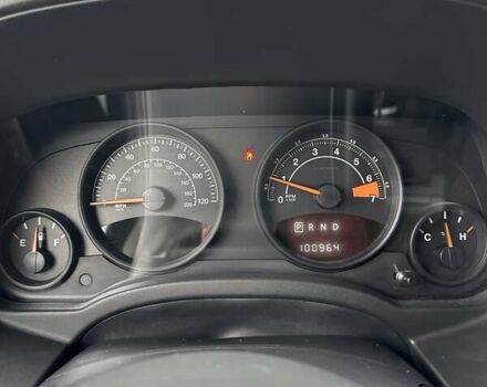 Джип Патриот 2016 в Сумах на Automoto.ua Серый Джип Патриот, объемом двигателя 2.36 л и пробегом 161 тыс. км за 10700 $, фото 16 на Automoto.ua