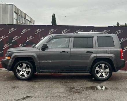 Джип Патриот 2016 в Сумах на Automoto.ua Серый Джип Патриот, объемом двигателя 2.36 л и пробегом 161 тыс. км за 10700 $, фото 4 на Automoto.ua