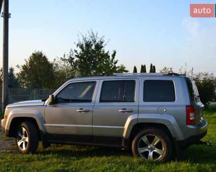 Сірий Джип Patriot, об'ємом двигуна 2.4 л та пробігом 170 тис. км за 13300 $, фото 3 на Automoto.ua