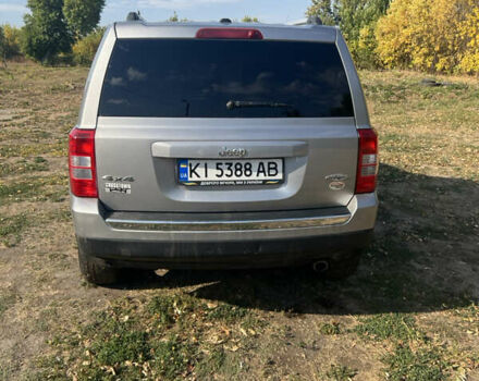 Серый Джип Патриот, объемом двигателя 2.4 л и пробегом 195 тыс. км за 11700 $, фото 4 на Automoto.ua