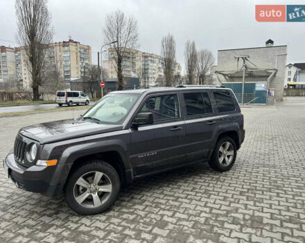 Серый Джип Патриот, объемом двигателя 2.4 л и пробегом 236 тыс. км за 14000 $, фото 6 на Automoto.ua