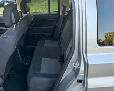 Серый Джип Патриот, объемом двигателя 2.36 л и пробегом 122 тыс. км за 9000 $, фото 4 на Automoto.ua