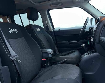 Серый Джип Патриот, объемом двигателя 2 л и пробегом 97 тыс. км за 10750 $, фото 12 на Automoto.ua