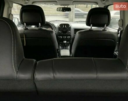 Серый Джип Патриот, объемом двигателя 2 л и пробегом 99 тыс. км за 12300 $, фото 4 на Automoto.ua