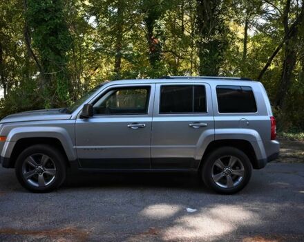 Серый Джип Патриот, объемом двигателя 2.4 л и пробегом 70 тыс. км за 3500 $, фото 3 на Automoto.ua