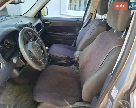 Джип Патриот 2016 в Кропивницком (Кировограде) на Automoto.ua Серый Джип Патриот, объемом двигателя 2 л и пробегом 160 тыс. км за 11000 $, фото 26 на Automoto.ua