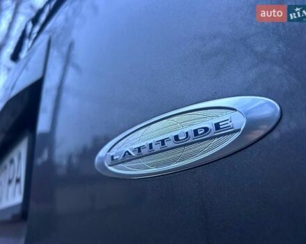 Сірий Джип Patriot, об'ємом двигуна 2.36 л та пробігом 220 тис. км за 10300 $, фото 6 на Automoto.ua