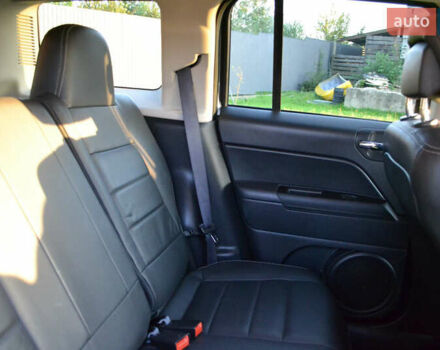 Сірий Джип Patriot, об'ємом двигуна 2.4 л та пробігом 170 тис. км за 13300 $, фото 10 на Automoto.ua