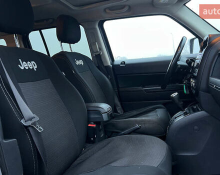 Серый Джип Патриот, объемом двигателя 2 л и пробегом 97 тыс. км за 10750 $, фото 12 на Automoto.ua