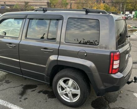 Серый Джип Патриот, объемом двигателя 2.4 л и пробегом 175 тыс. км за 10500 $, фото 7 на Automoto.ua