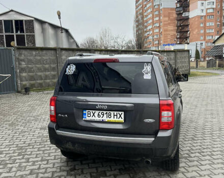 Серый Джип Патриот, объемом двигателя 2.4 л и пробегом 236 тыс. км за 14000 $, фото 4 на Automoto.ua