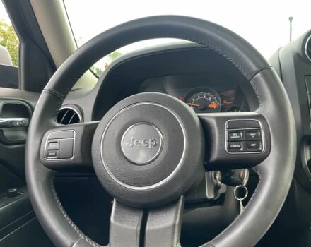 Серый Джип Патриот, объемом двигателя 2.4 л и пробегом 72 тыс. км за 3000 $, фото 7 на Automoto.ua