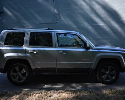 Серый Джип Патриот, объемом двигателя 2.4 л и пробегом 70 тыс. км за 3500 $, фото 7 на Automoto.ua