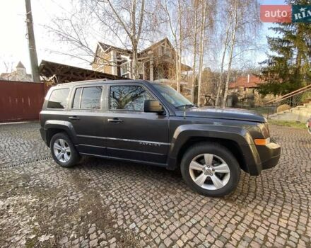 Сірий Джип Patriot, об'ємом двигуна 2.36 л та пробігом 220 тис. км за 11000 $, фото 2 на Automoto.ua