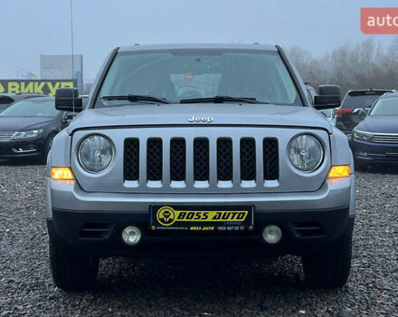 Серый Джип Патриот, объемом двигателя 2 л и пробегом 97 тыс. км за 10750 $, фото 1 на Automoto.ua
