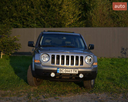 Сірий Джип Patriot, об'ємом двигуна 2.4 л та пробігом 170 тис. км за 13300 $, фото 2 на Automoto.ua
