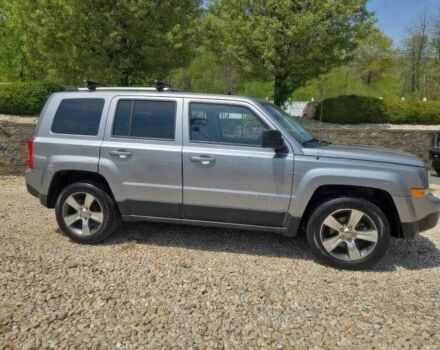 Серый Джип Патриот, объемом двигателя 2 л и пробегом 120 тыс. км за 2000 $, фото 2 на Automoto.ua