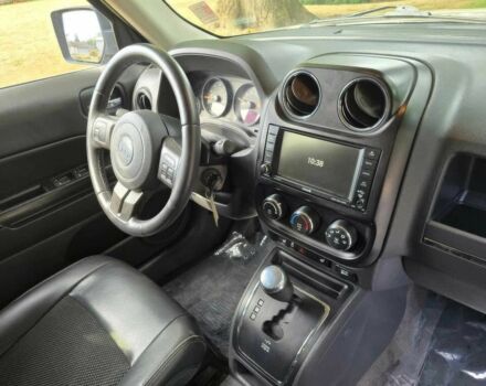 Сірий Джип Patriot, об'ємом двигуна 2.4 л та пробігом 58 тис. км за 4700 $, фото 9 на Automoto.ua