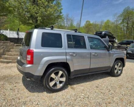 Серый Джип Патриот, объемом двигателя 2 л и пробегом 120 тыс. км за 2000 $, фото 3 на Automoto.ua