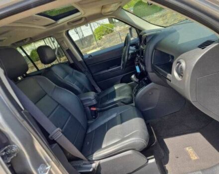 Серый Джип Патриот, объемом двигателя 2 л и пробегом 120 тыс. км за 2000 $, фото 13 на Automoto.ua