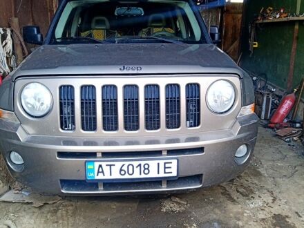 Джип Patriot 2007 у Надворной на Automoto.ua Сірий Джип Patriot, об'ємом двигуна 2 л та пробігом 216 тис. км за 7500 $, фото 1 на Automoto.ua