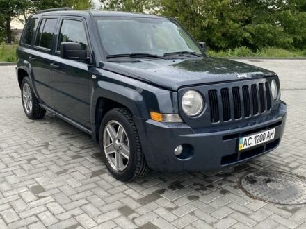 Джип Патриот 2007 в Луцке на Automoto.ua Серый Джип Патриот, объемом двигателя 2.4 л и пробегом 275 тыс. км за 7500 $, фото 1 на Automoto.ua