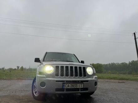 Джип Патриот 2008 в Умани на Automoto.ua Серый Джип Патриот, объемом двигателя 2.4 л и пробегом 322 тыс. км за 5600 $, фото 1 на Automoto.ua