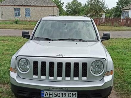 Сірий Джип Patriot, об'ємом двигуна 2.4 л та пробігом 140 тис. км за 7900 $, фото 1 на Automoto.ua