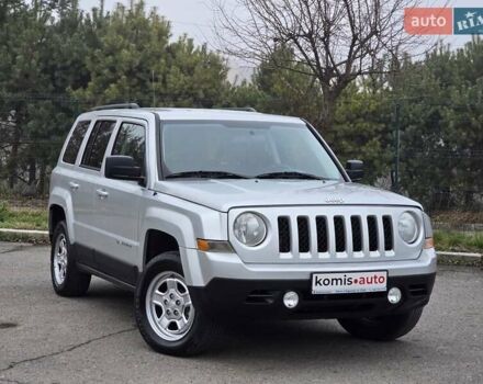 Серый Джип Патриот, объемом двигателя 2.4 л и пробегом 240 тыс. км за 7499 $, фото 1 на Automoto.ua