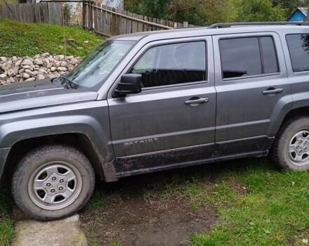 Джип Патриот 2013 в Ивано-Франковске на Automoto.ua Серый Джип Патриот, объемом двигателя 2.36 л и пробегом 120 тыс. км за 10000 $, фото 1 на Automoto.ua