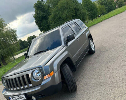 Сірий Джип Patriot, об'ємом двигуна 2.36 л та пробігом 167 тис. км за 10500 $, фото 1 на Automoto.ua
