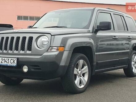 Серый Джип Патриот, объемом двигателя 2.36 л и пробегом 145 тыс. км за 8000 $, фото 1 на Automoto.ua