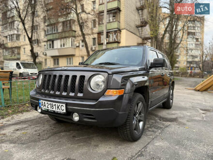 Серый Джип Патриот, объемом двигателя 2 л и пробегом 118 тыс. км за 9000 $, фото 1 на Automoto.ua