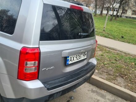 Серый Джип Патриот, объемом двигателя 2.4 л и пробегом 164 тыс. км за 10500 $, фото 1 на Automoto.ua