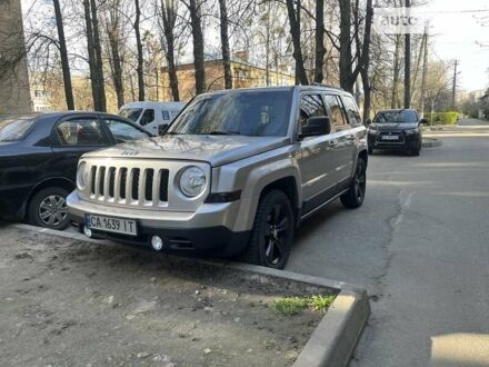 Сірий Джип Patriot, об'ємом двигуна 2.36 л та пробігом 123 тис. км за 8499 $, фото 1 на Automoto.ua