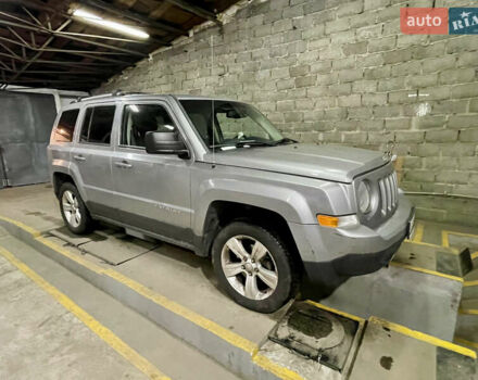 Сірий Джип Patriot, об'ємом двигуна 2.36 л та пробігом 117 тис. км за 8500 $, фото 1 на Automoto.ua