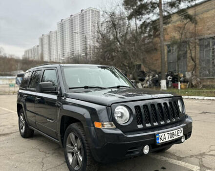 Серый Джип Патриот, объемом двигателя 2.36 л и пробегом 120 тыс. км за 11000 $, фото 1 на Automoto.ua