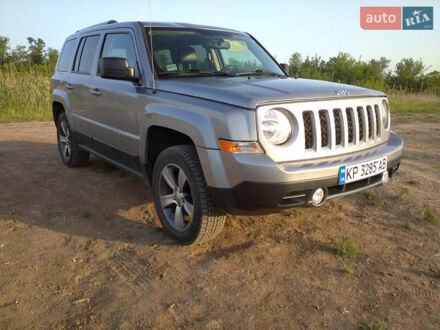 Джип Patriot 2015 у Запоріжжя на Automoto.ua Сірий Джип Patriot, об'ємом двигуна 2.36 л та пробігом 167 тис. км за 10900 $, фото 1 на Automoto.ua