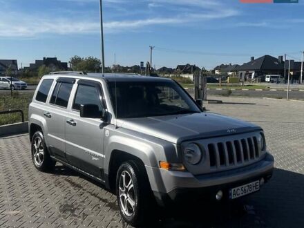 Сірий Джип Patriot, об'ємом двигуна 2.36 л та пробігом 188 тис. км за 10600 $, фото 1 на Automoto.ua